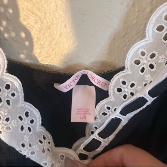 Victoria's Secret 2014 Black Blouse with White Lace Detail babydoll tank top L - Picture 3 of 7